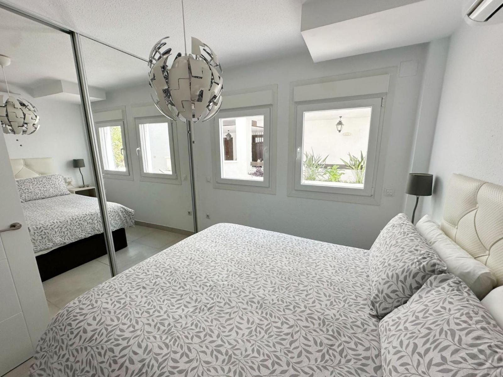 Stunning One Bedroom Pueblo Evita. Sea Views Appartement